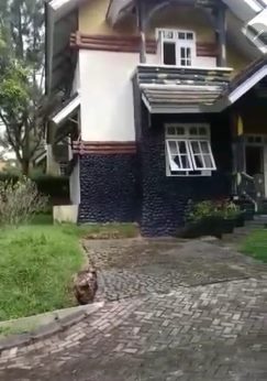 Villa Disewakan Kota Bunga - Titip Jual